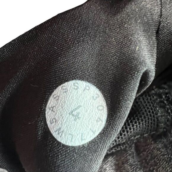 Lululemon On the Fly Pant 28" Inseam Heathered Black Size 4 - Picture 4 of 6